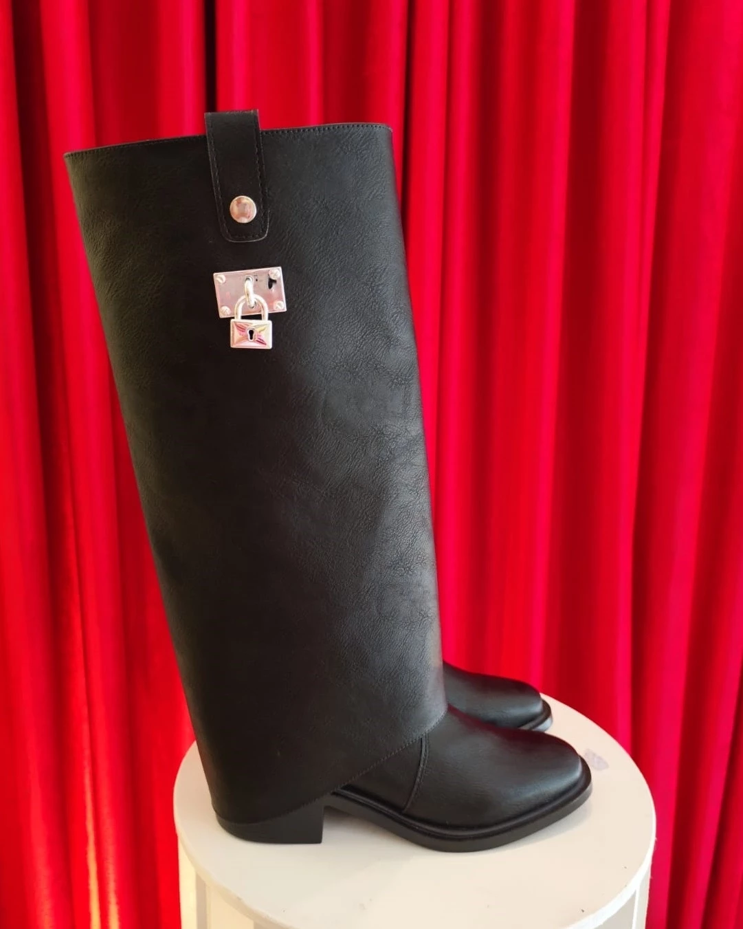Bota Monty